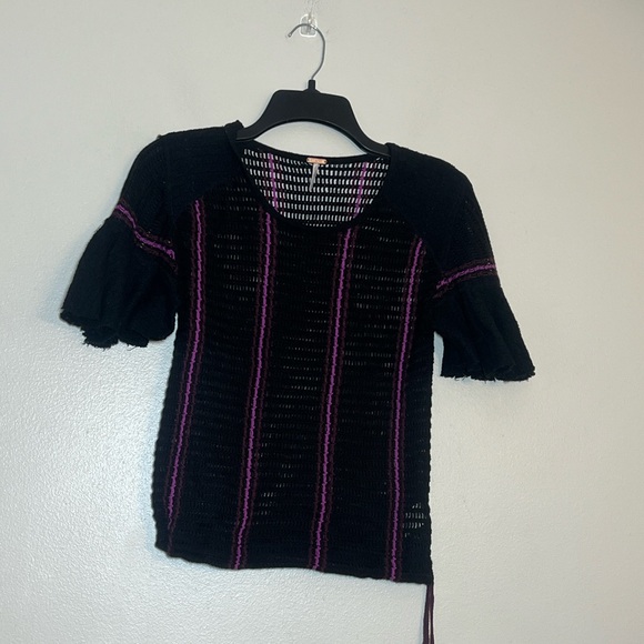 Free People Babes Only Black & Pink Crochet Sheer Short Sleeve Sweater Shirt - Picture 5 of 7